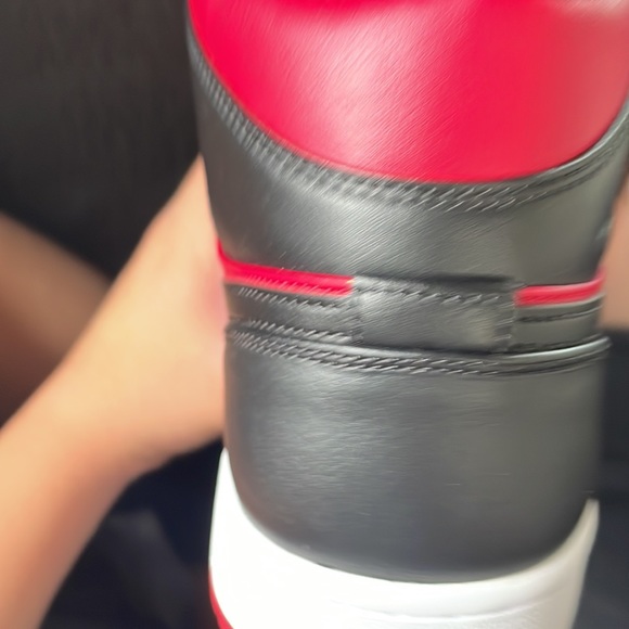 AIR JORDAN 1 MID 'REVERSE BRED' - Picture 3 of 4